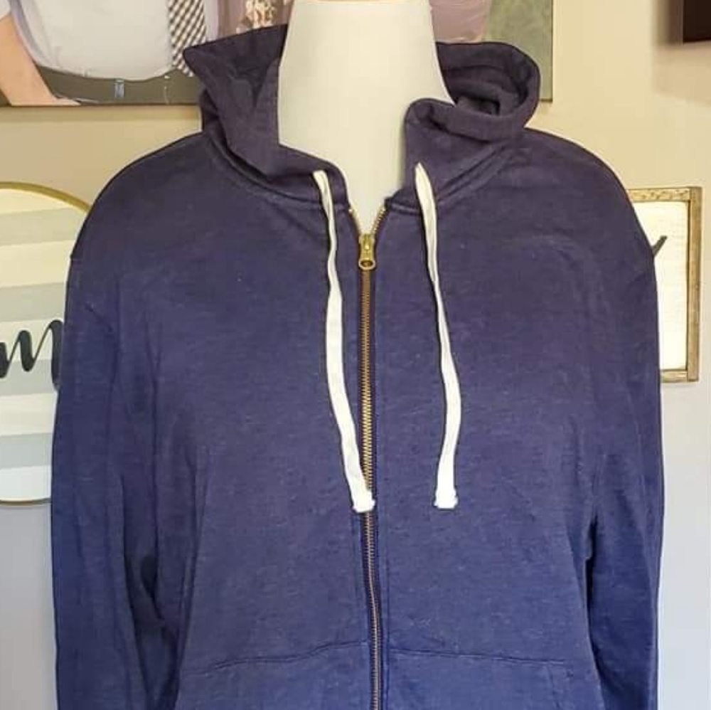 Zip hoodie
